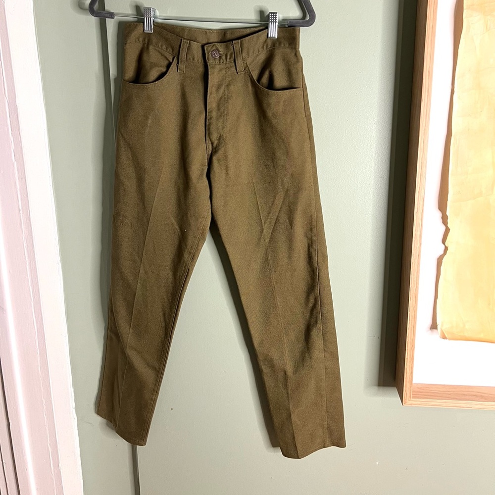 Vintage Levi’s olive green pants